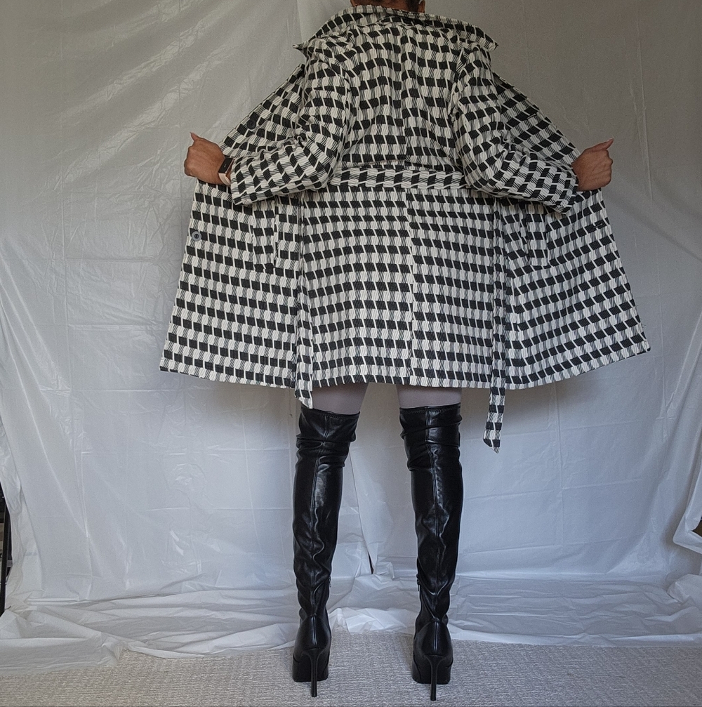 WEEK& Geometric Houndstooth Belted Coat - Picture 7 of 14